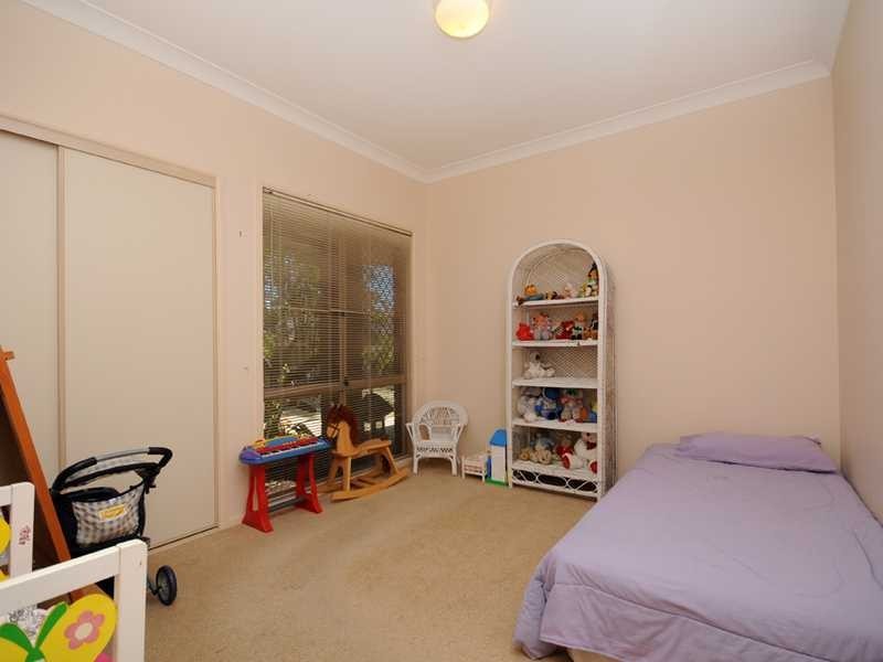 18 Wedgebill Parade, Burleigh Waters QLD 4220