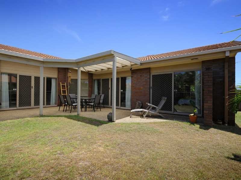 18 Wedgebill Parade, Burleigh Waters QLD 4220