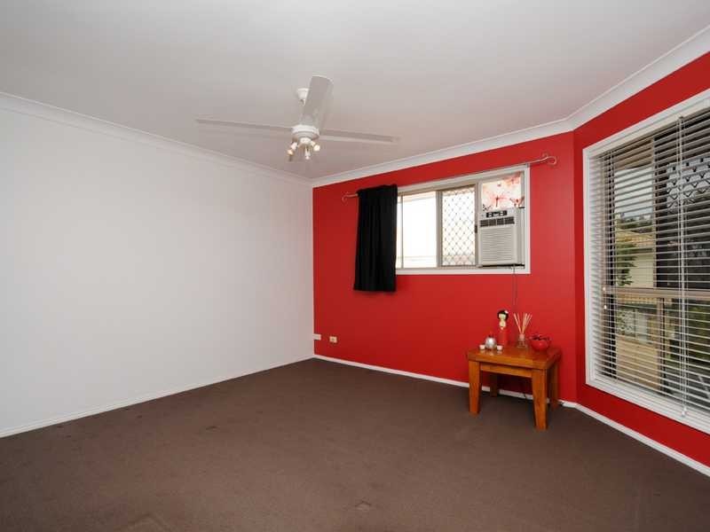 63/220 Christine Ave, Burleigh Waters QLD 4220
