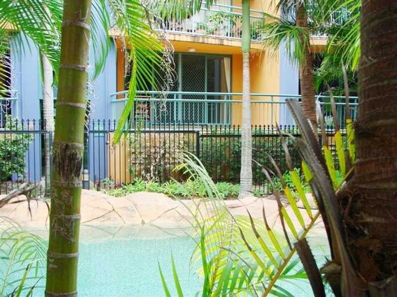8/955 Gold Coast Highway, Palm Beach QLD 4221