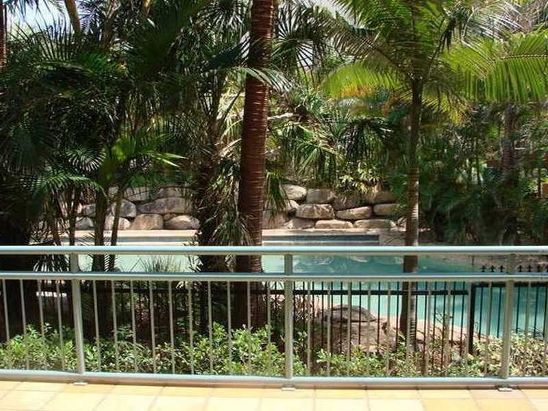 8/955 Gold Coast Highway, Palm Beach QLD 4221