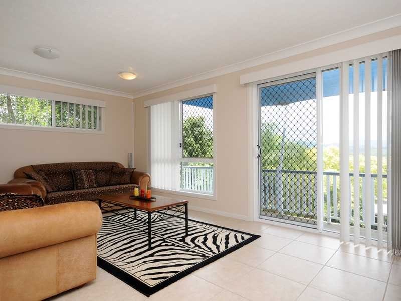 55 Jarrahdale Drive, Elanora QLD 4221