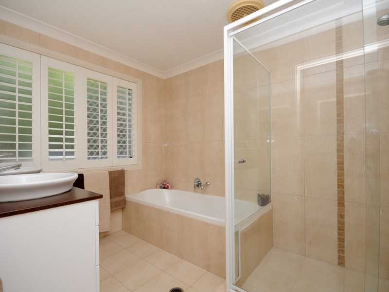 55 Jarrahdale Drive, Elanora QLD 4221
