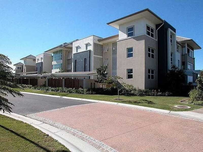 30/901 Medinah Ave, Robina QLD 4226