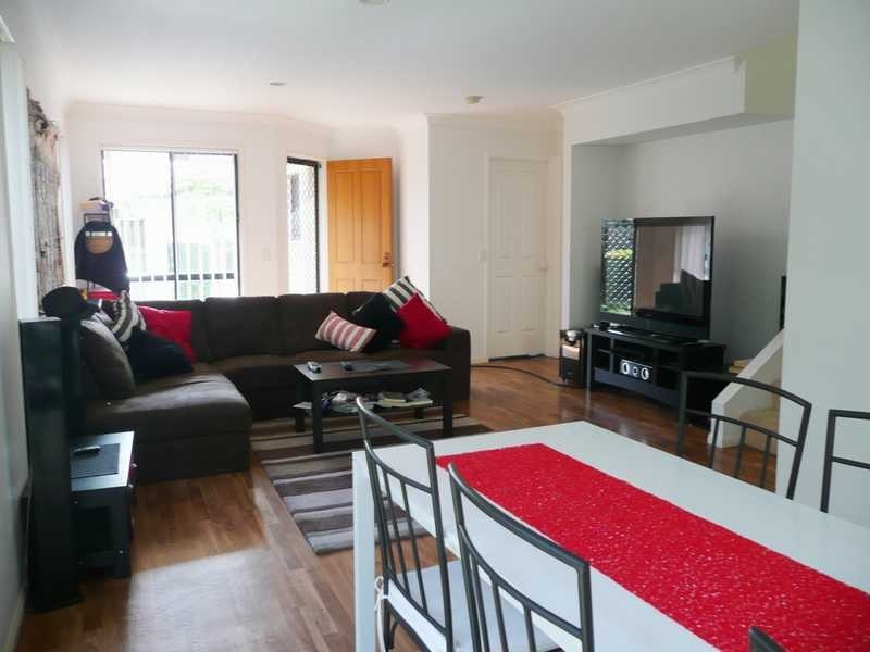 240/64 Gilston Road, Nerang QLD 4211