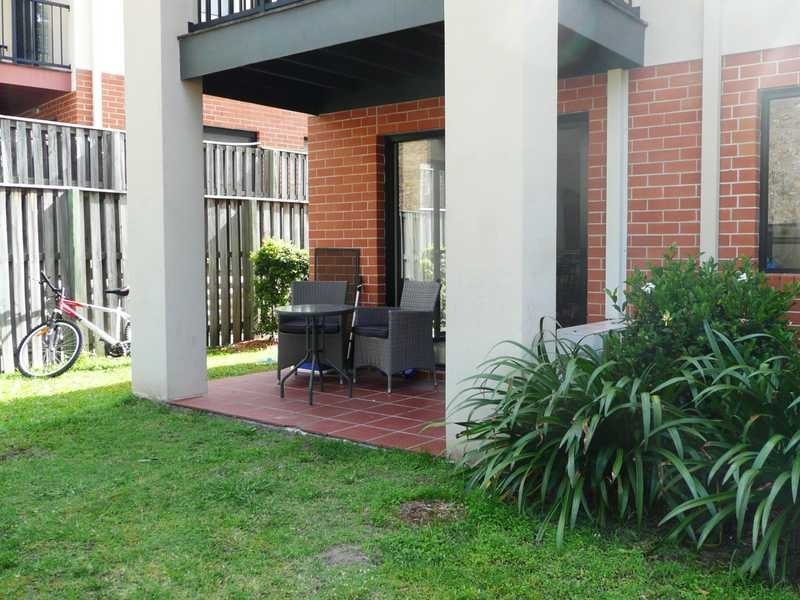 240/64 Gilston Road, Nerang QLD 4211