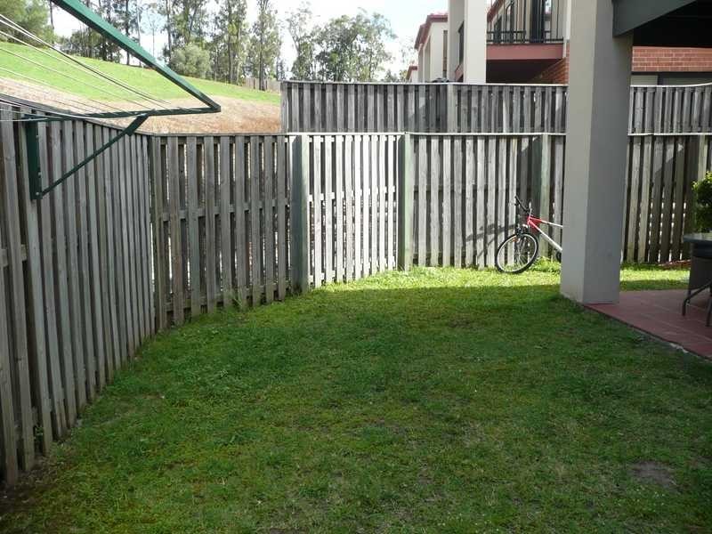 240/64 Gilston Road, Nerang QLD 4211