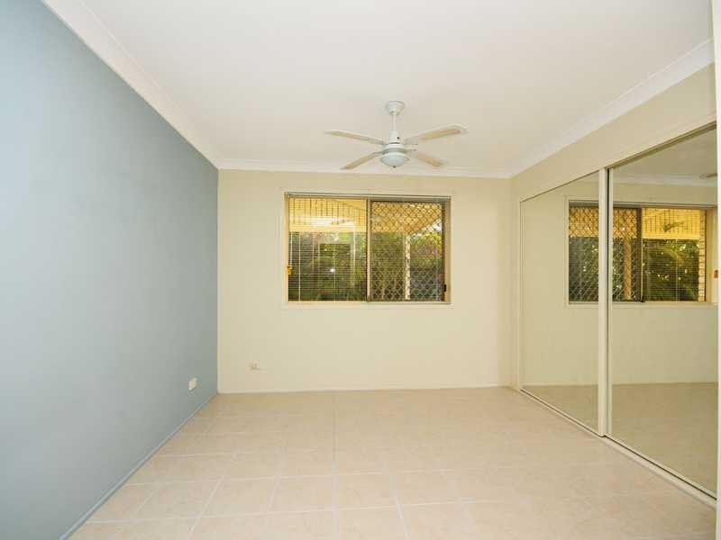 2/46 Mojave Street, Burleigh Waters QLD 4220