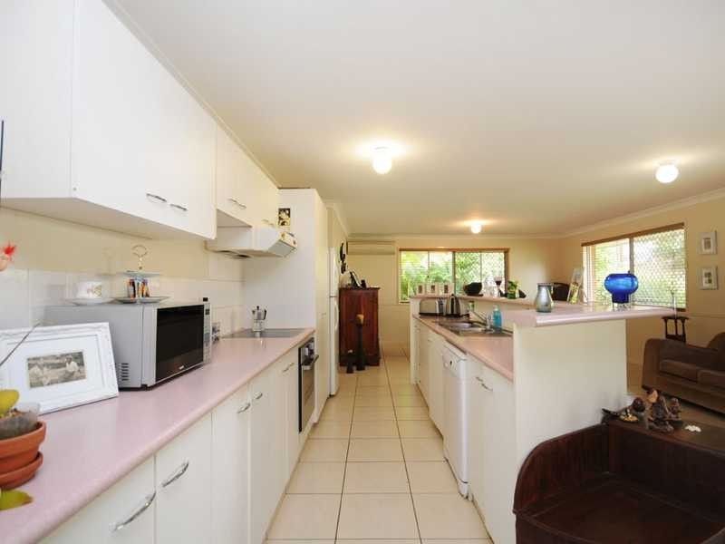 184 West Burleigh Road, Burleigh Heads QLD 4220