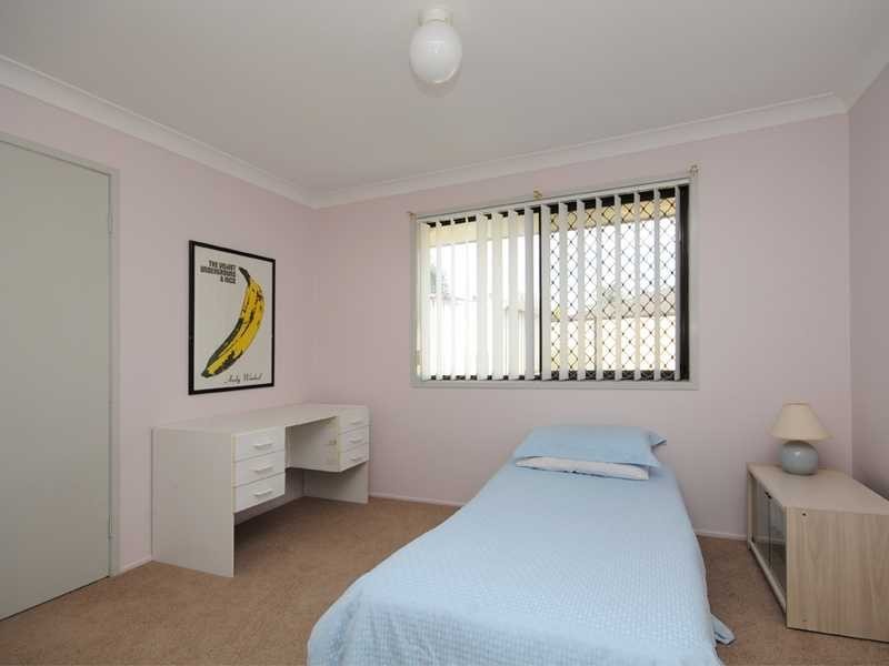 4 Honeywood Court, Burleigh Waters QLD 4220