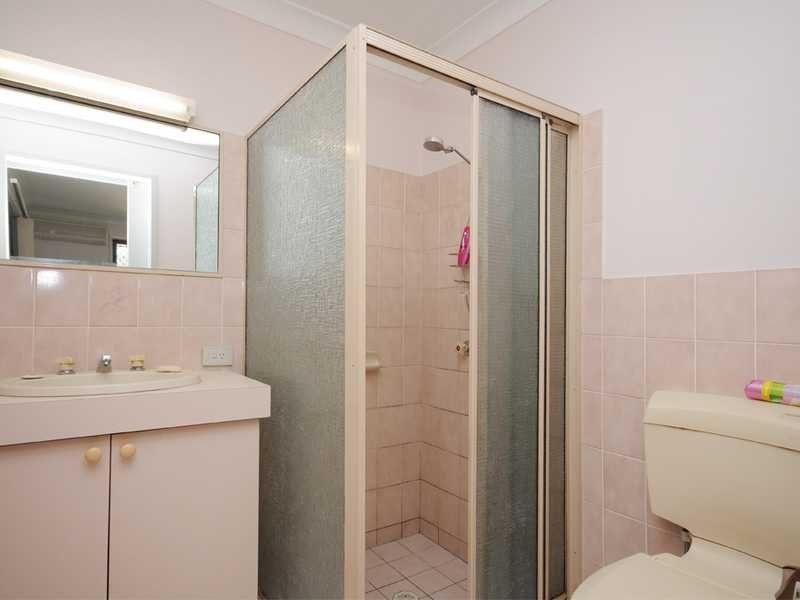 4 Honeywood Court, Burleigh Waters QLD 4220