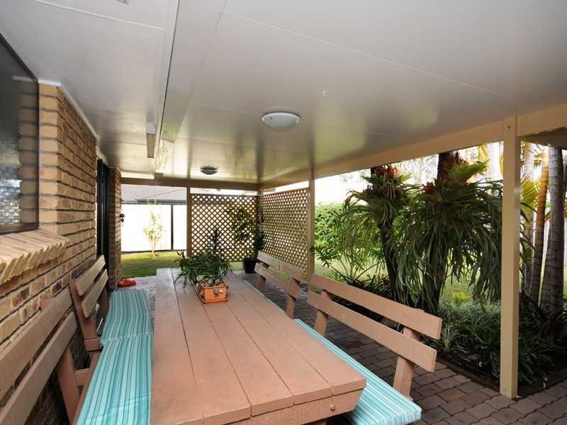 4 Honeywood Court, Burleigh Waters QLD 4220