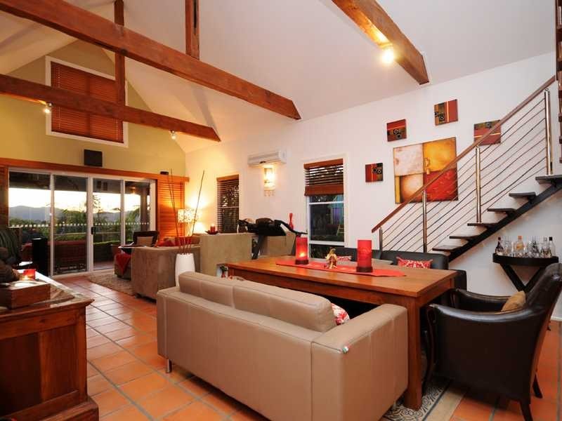 140 Valley Drive, Tallebudgera QLD 4228