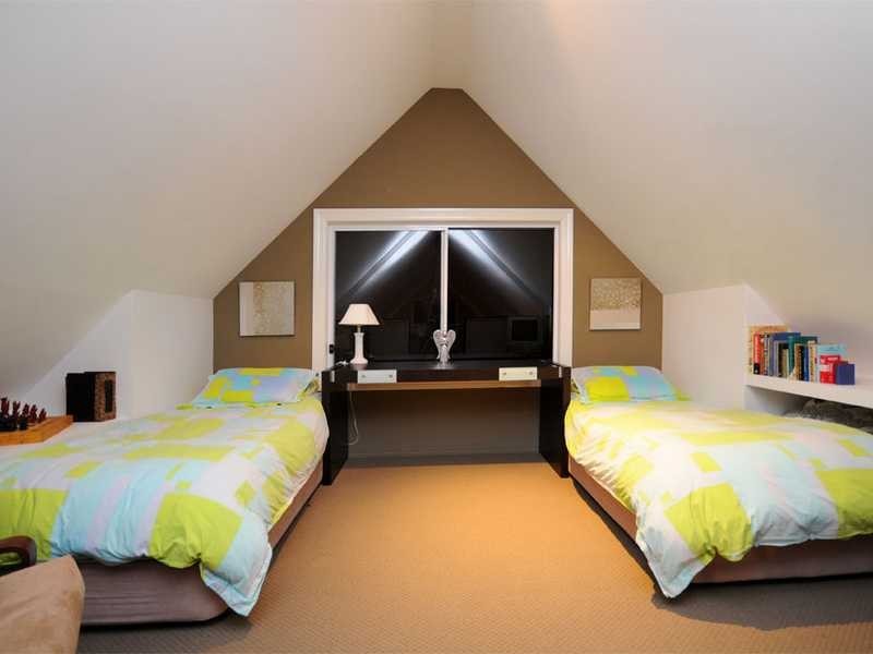 140 Valley Drive, Tallebudgera QLD 4228