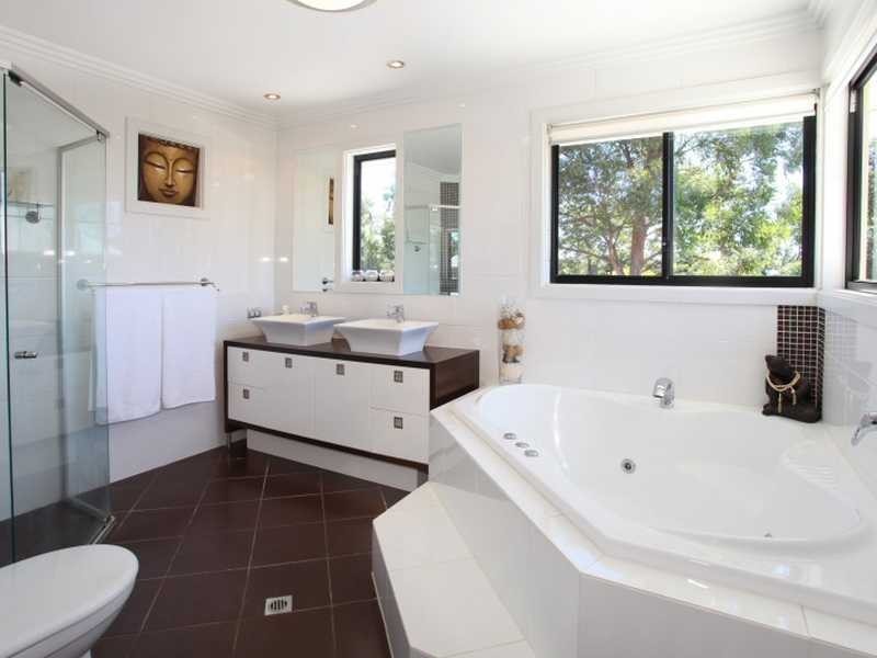 18 The Links, Robina QLD 4226