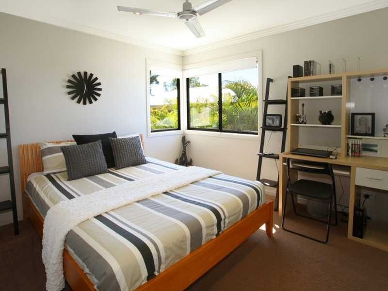 18 The Links, Robina QLD 4226