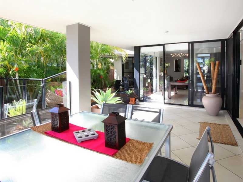18 The Links, Robina QLD 4226