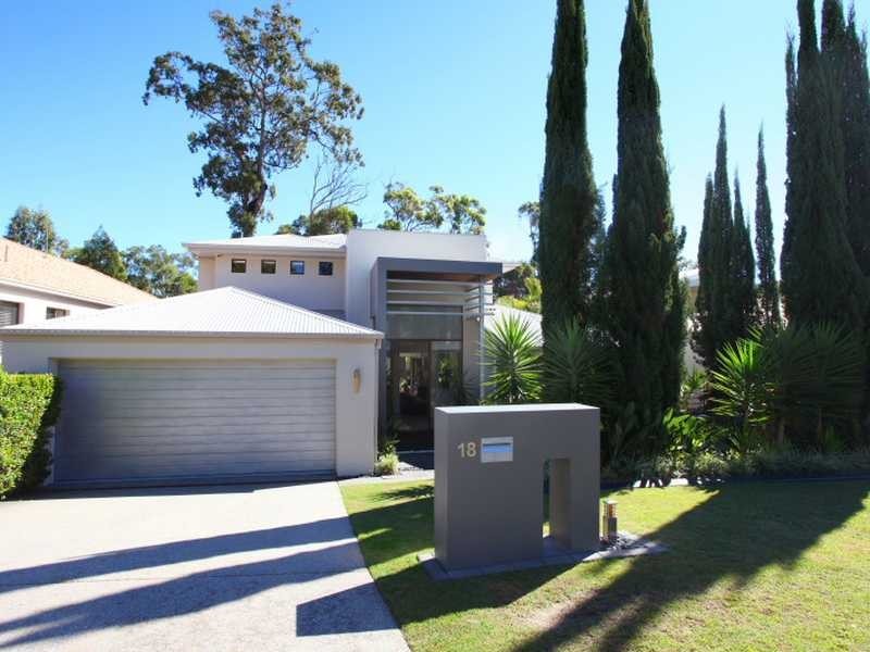 18 The Links, Robina QLD 4226
