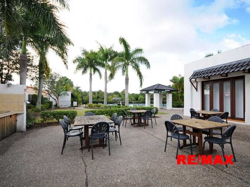 221/64 Gilston Road, Nerang QLD 4211