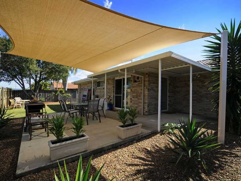 2/2 Summerwine Street, Burleigh Waters QLD 4220