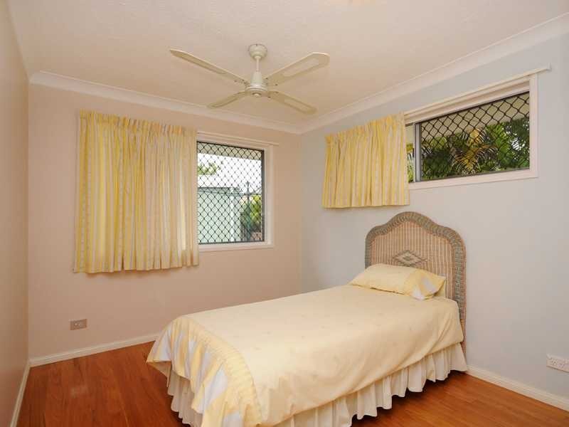 26 Kallay Street, Miami QLD 4220