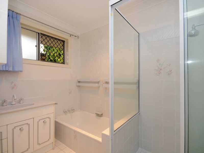 26 Kallay Street, Miami QLD 4220