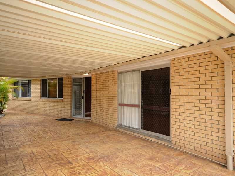 26 Kallay Street, Miami QLD 4220