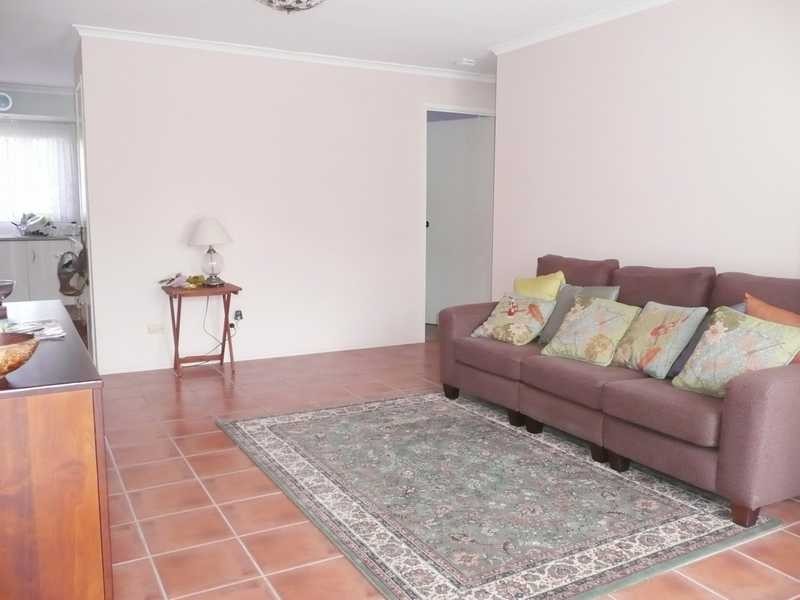 2/12 Hentdale Court, Labrador QLD 4215