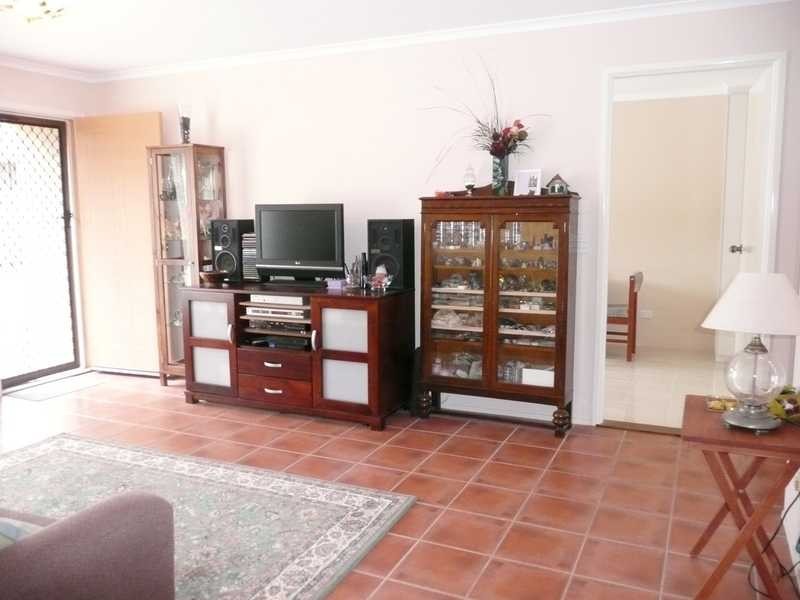 2/12 Hentdale Court, Labrador QLD 4215