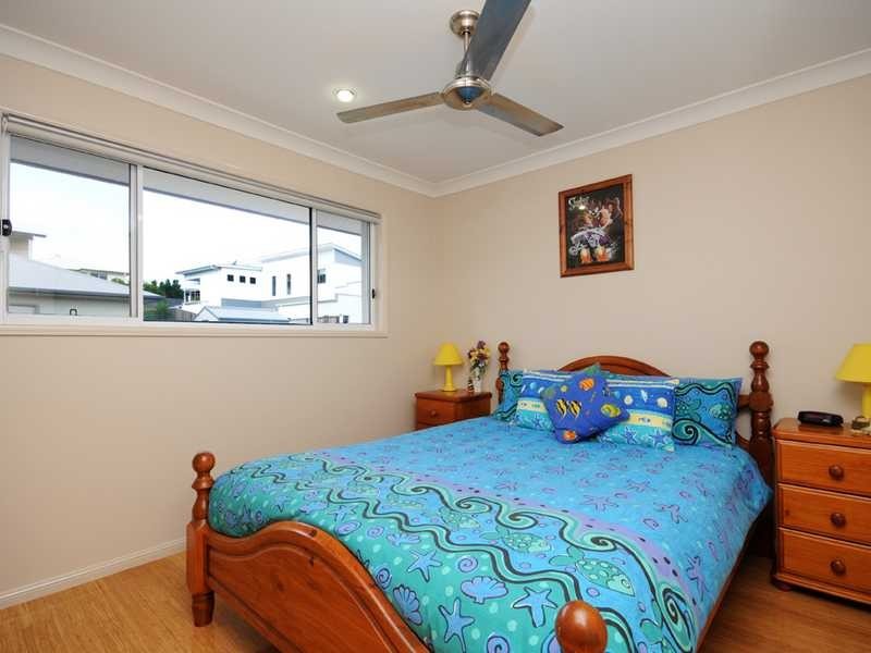 11 Frog Rock Crescent, Reedy Creek QLD 4227