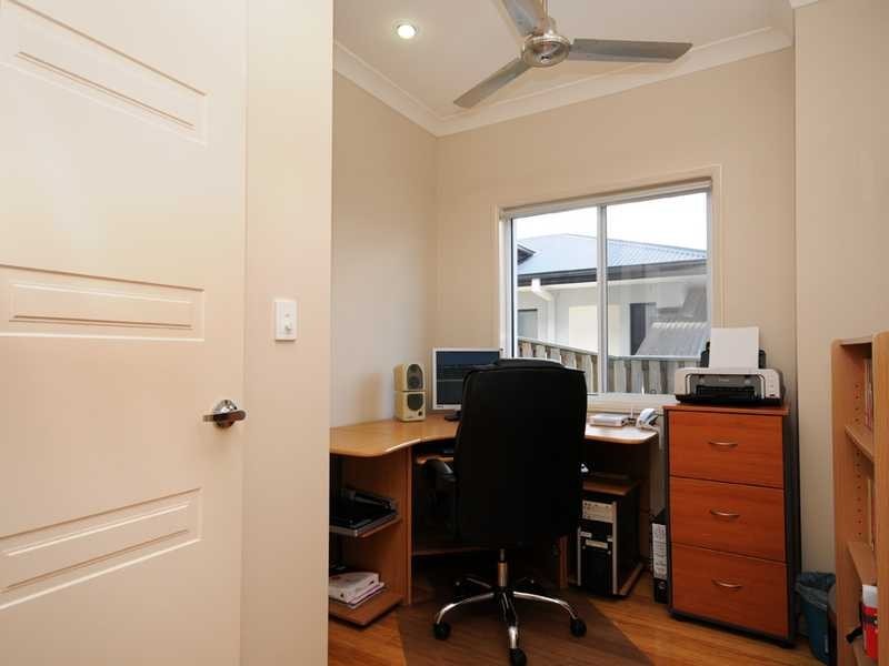 11 Frog Rock Crescent, Reedy Creek QLD 4227