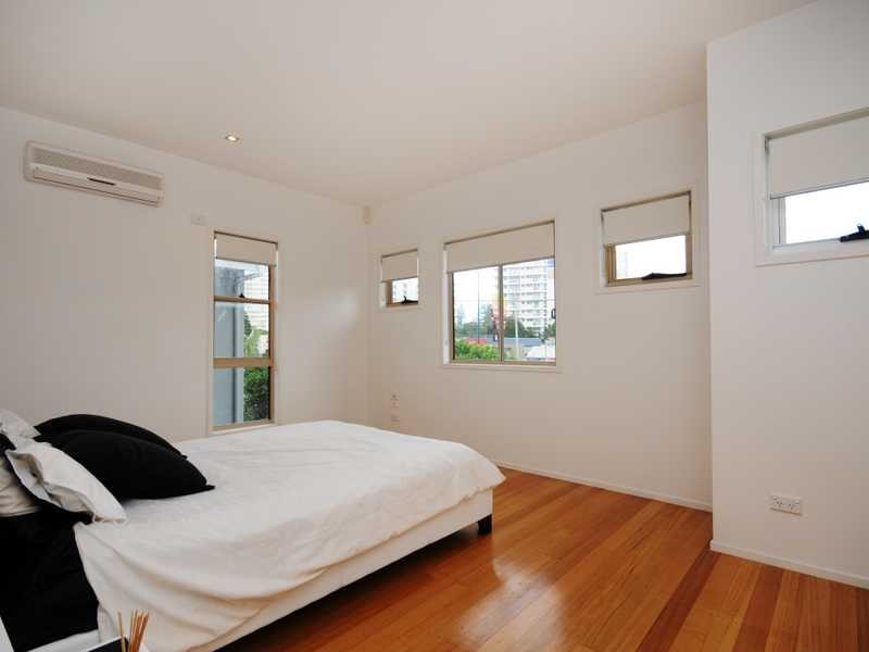 2/1874 Gold Coast Hwy, Burleigh Heads QLD 4220