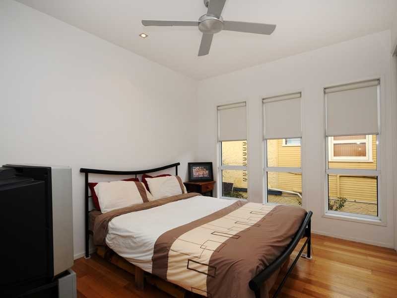 2/1874 Gold Coast Hwy, Burleigh Heads QLD 4220