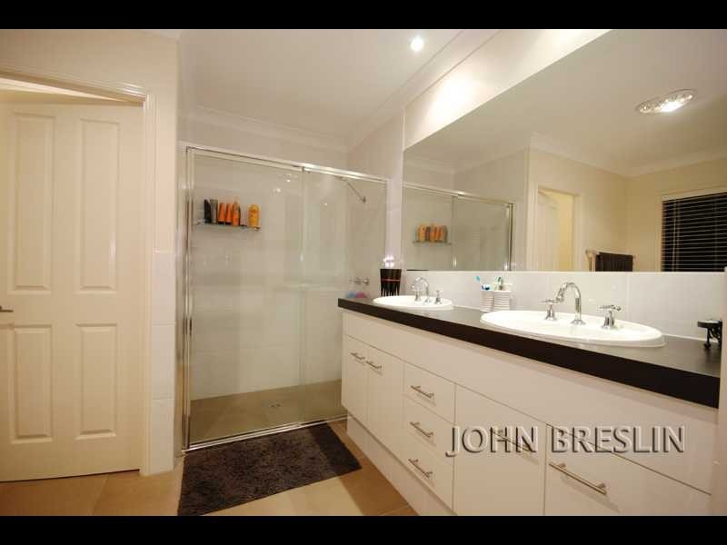 10 Observatory Drive, Reedy Creek QLD 4227