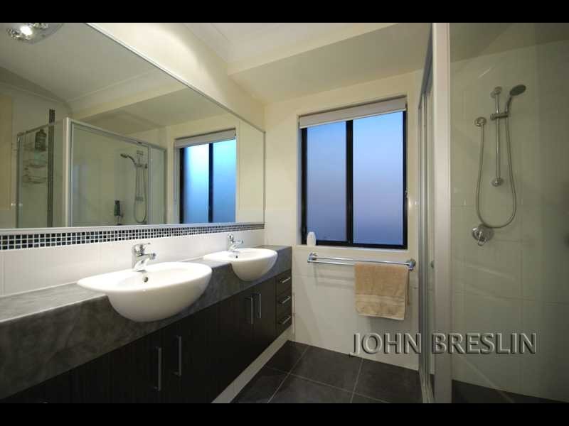 38 Camarillo Circuit, Reedy Creek QLD 4227