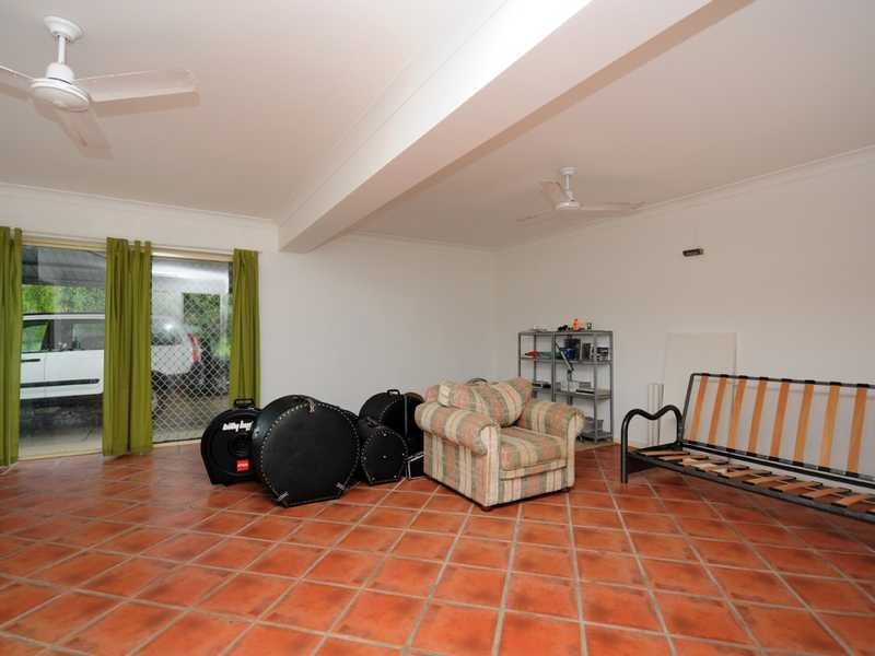29 Trees Road, Tallebudgera QLD 4228