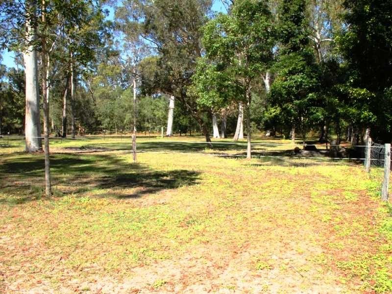 90 Flesser Road, Chambers Flat QLD 4133