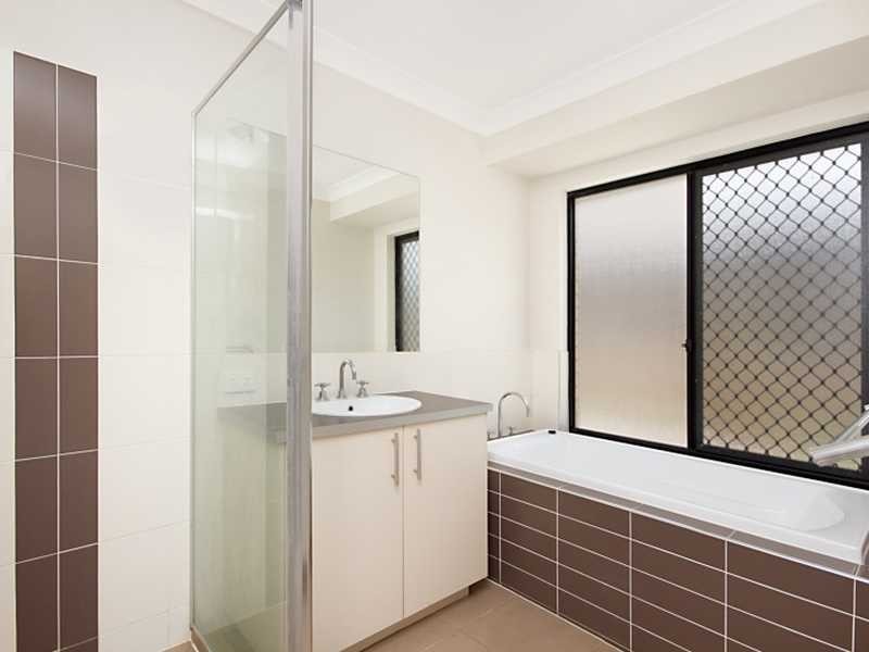 22 Creekside Crescent, Jimboomba QLD 4280