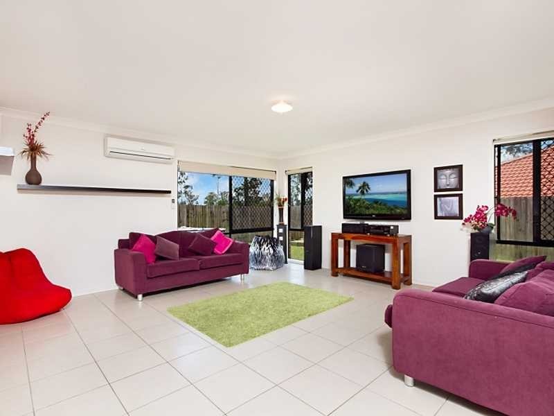 22 Creekside Crescent, Jimboomba QLD 4280