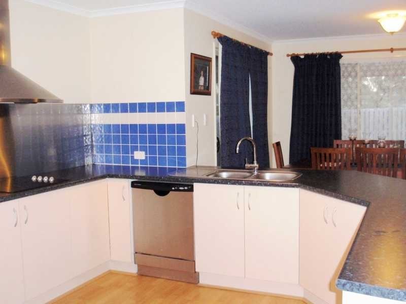 2 Golden Penda Drive, Jimboomba QLD 4280