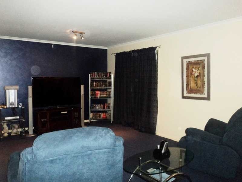 2 Golden Penda Drive, Jimboomba QLD 4280