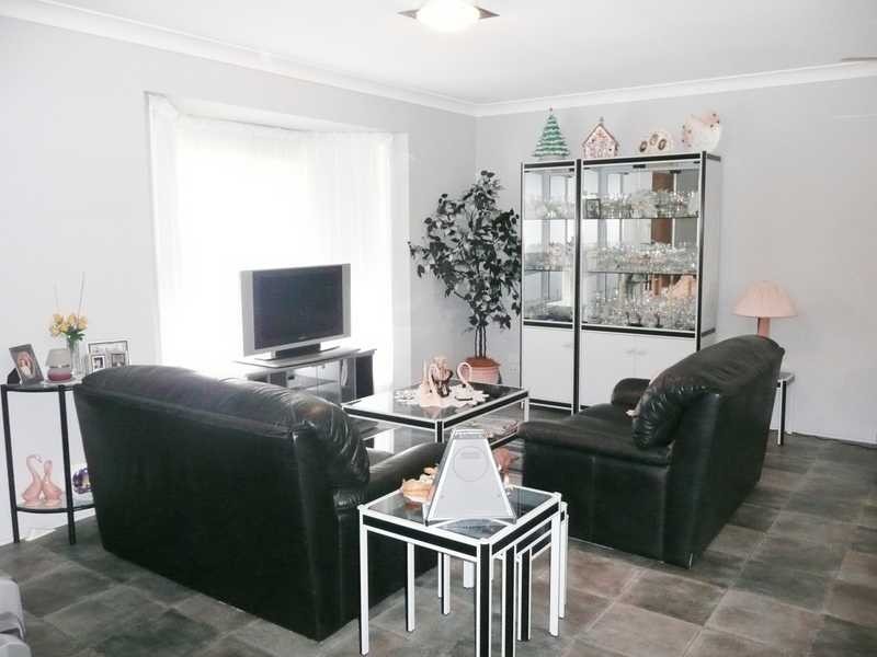 91 Overland Drive, Edens Landing QLD 4207