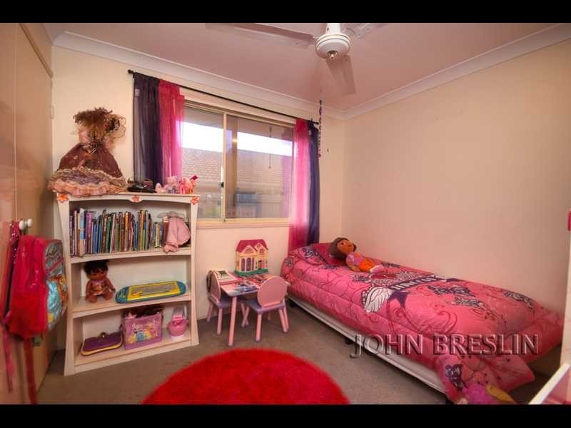 7 Silkyoak Court, Burleigh Waters QLD 4220