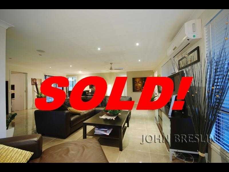 5 Courser Court, Burleigh Waters QLD 4220