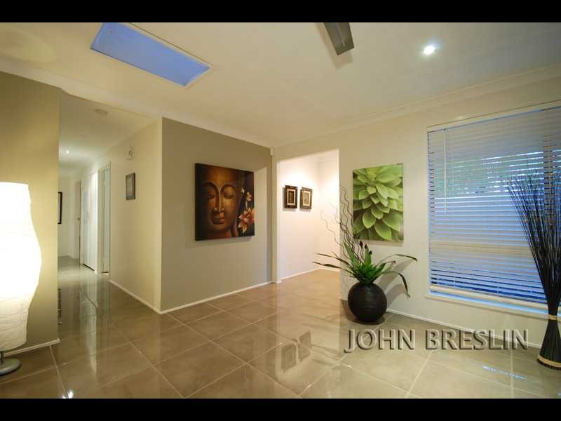 5 Courser Court, Burleigh Waters QLD 4220