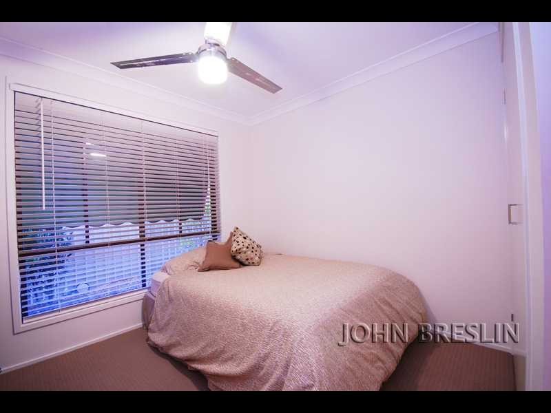 5 Courser Court, Burleigh Waters QLD 4220