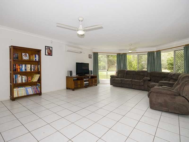 44 Drover Crescent, Jimboomba QLD 4280