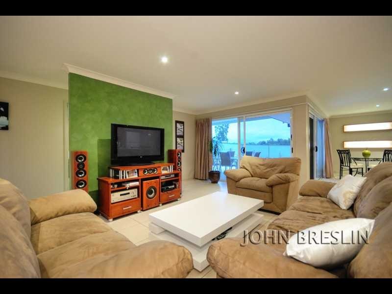 18 Kershan Street, Mudgeeraba QLD 4213