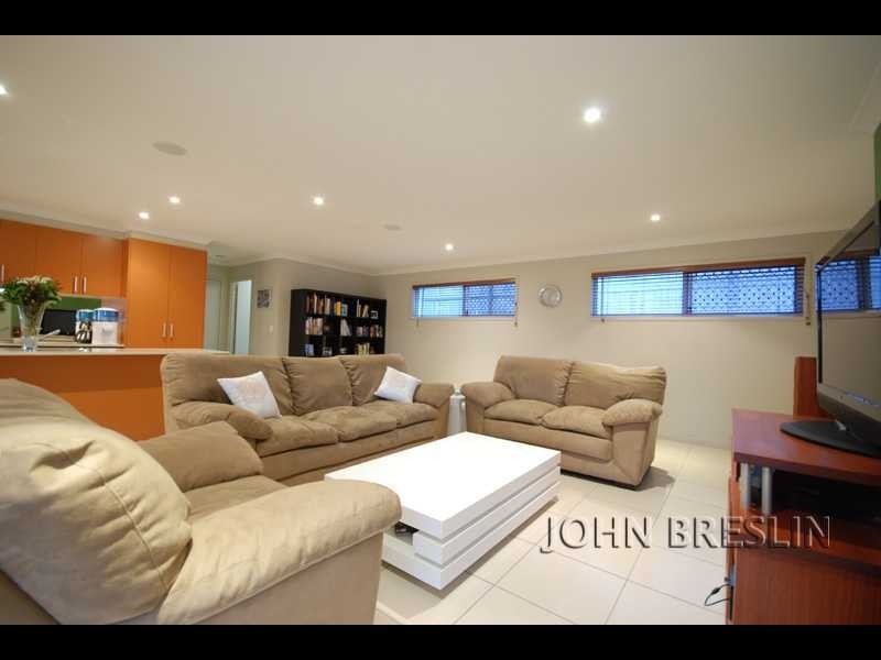 18 Kershan Street, Mudgeeraba QLD 4213