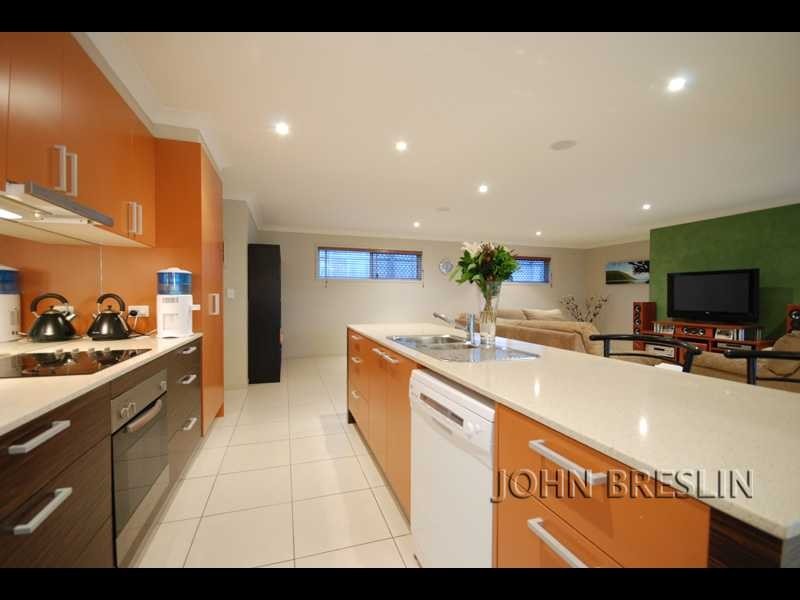 18 Kershan Street, Mudgeeraba QLD 4213